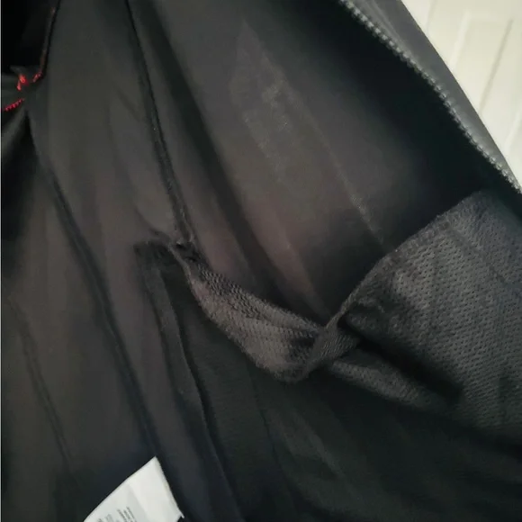 Jordan Black and Red Zip-Up Jacket - Picture 6 of 6